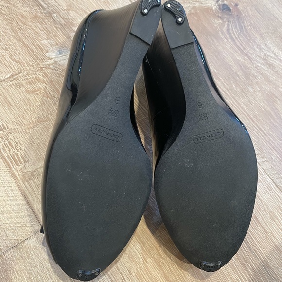 Coach Wedge Peep Toe - Picture 3 of 5